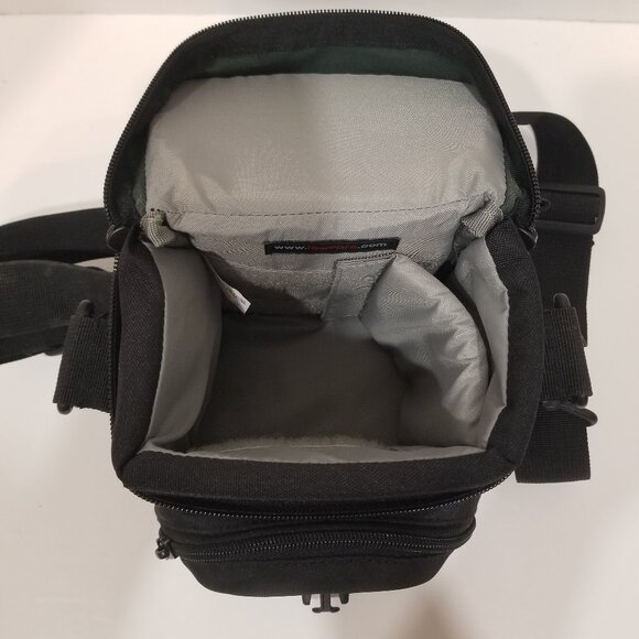 Lowepro Nova Micro AW Camera Shoulder Bag (Forest Green/Black), EUC - Picture 7 of 13